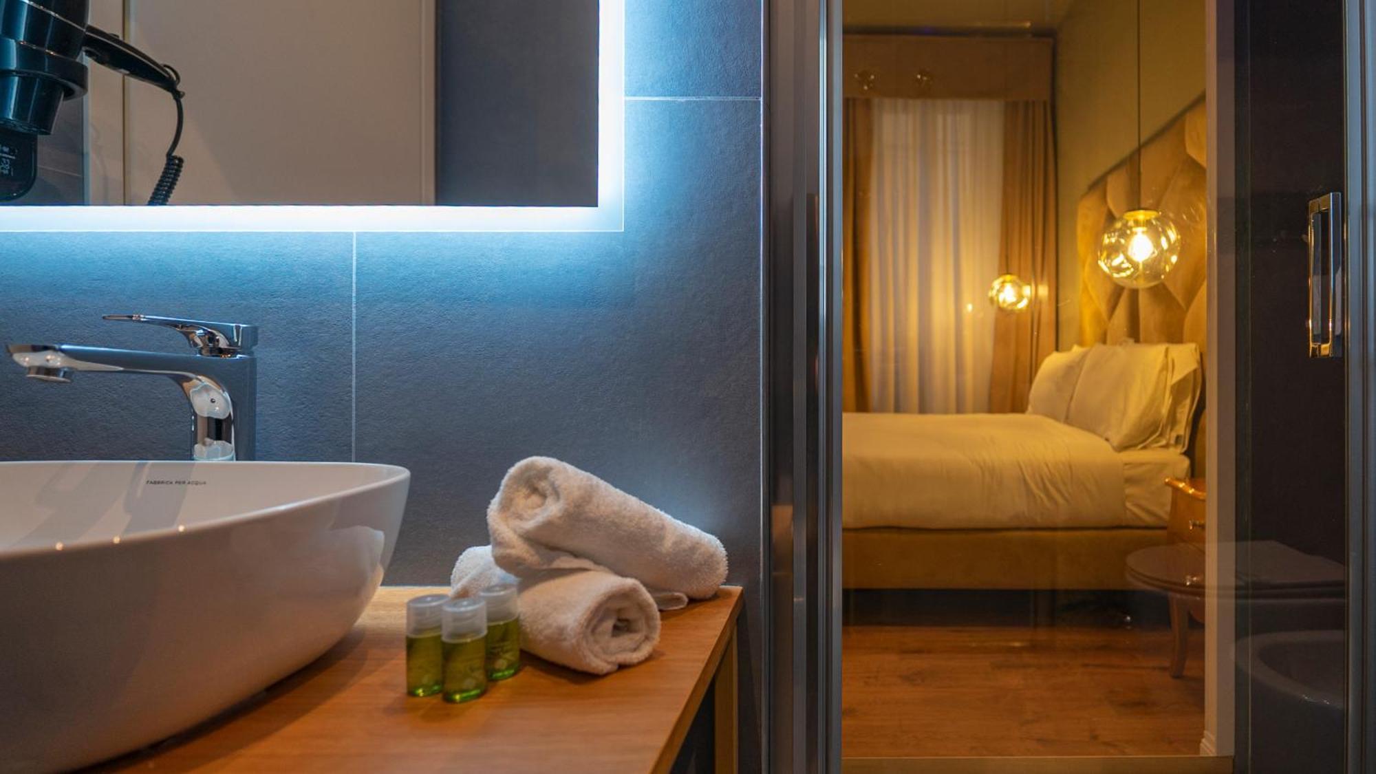 Navona Comfort Rooms โรม ภายนอก รูปภาพ